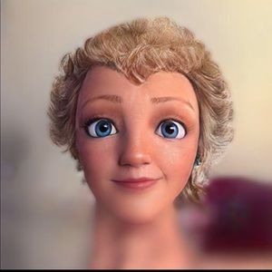 Meet your Posher, Esther